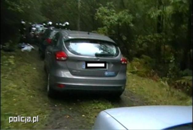 Konfrontacja z pseudokibicami pod Łodzią! Padły strzały