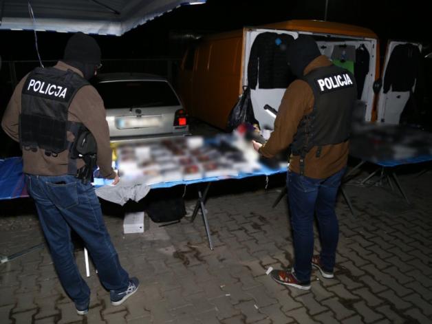 Przejęto setki tysięcy podróbek o szacunkowej wartości ok. 52 mln złotych 