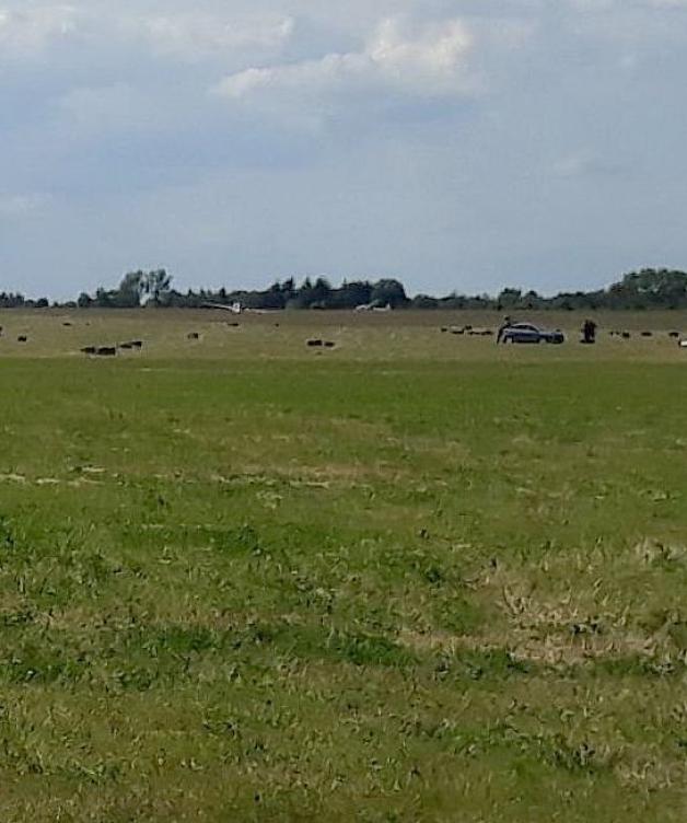 Lublin: Śmiertelny wypadek skoczka spadochronowego na lotnisku w Radawcu Dużym