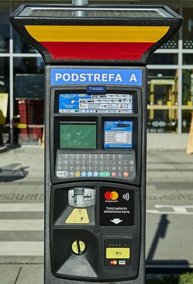 Nowe zasady i funkcjonalności w strefach płatnego parkowania w Łodzi