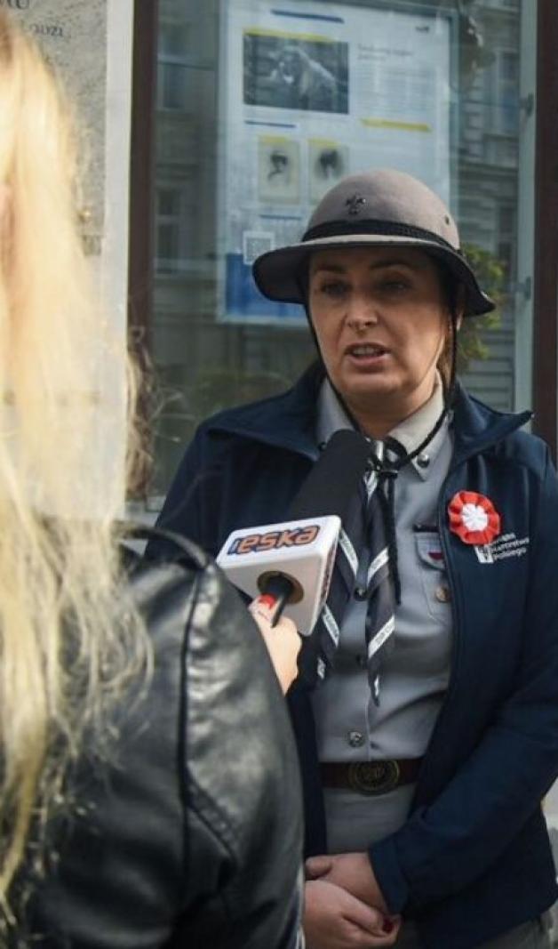 Tysiące kokard narodowych na święto niepodległości