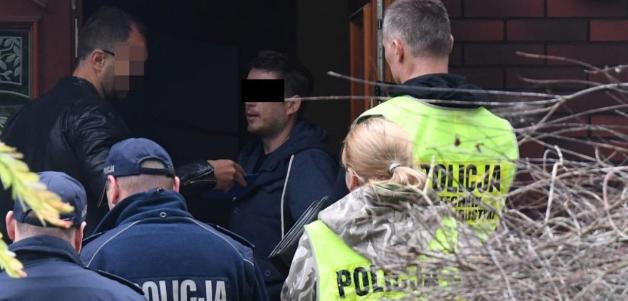 Sebastian J. zatrzymany pod Koszalinem! Mężczyzna trafił do aresztu! Miał uprowadzać matkom dzieci