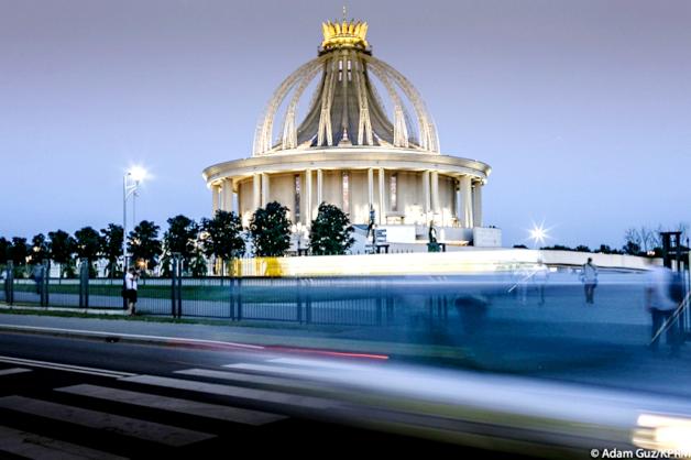 [VIDEO] Premier w Toruniu: to miejsce jest nie tylko miejscem pamięci. Jest przede wszystkim miejscem prawdy o tych, którzy nie wahali się, ryzykując życie, ratować innych
