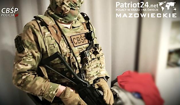 [VIDEO] Zlikwidowane agencje towarzyskie, zatrzymane osoby podejrzane, przejęta nielegalna broń i narkotyki