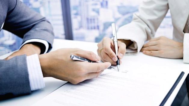 Zamówienia na implanty z naruszeniem przepisów