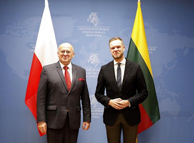 Wspólne oświadczenie ministrów spraw zagranicznych Polski i Litwy z okazji 30. rocznicy odnowienia stosunków dyplomatycznych. Polska i Litwa zdecydowanie potępiają trwającą agresję militarną Rosji wobec Ukrainy