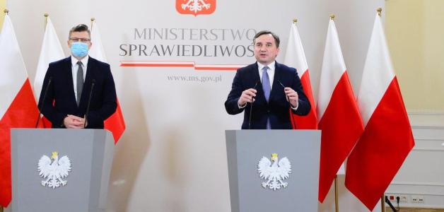 List do przewodniczącej KE w sprawie ujawnionych polityczno-korupcyjnych uwikłań w TSUE