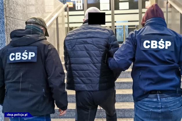 [VIDEO] 174 podejrzanym przedstawiono łącznie ponad 600 zarzutów i zabezpieczono majątek wart ponad 35 mln zł