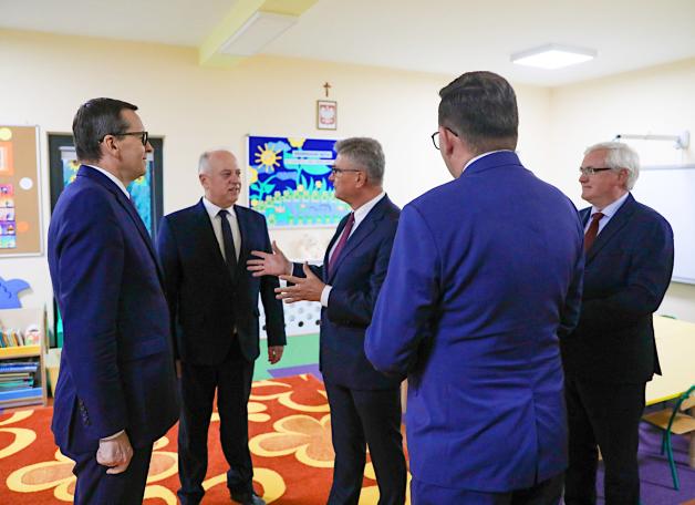 [VIDEO] Premier Mateusz Morawiecki w Sufczynie: inwestycje w Polsce lokalnej są podstawowym priorytetem