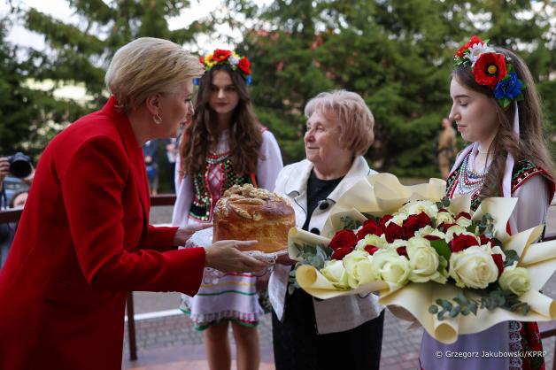 Pierwsza Dama z „Pomocą Polakom na Wschodzie