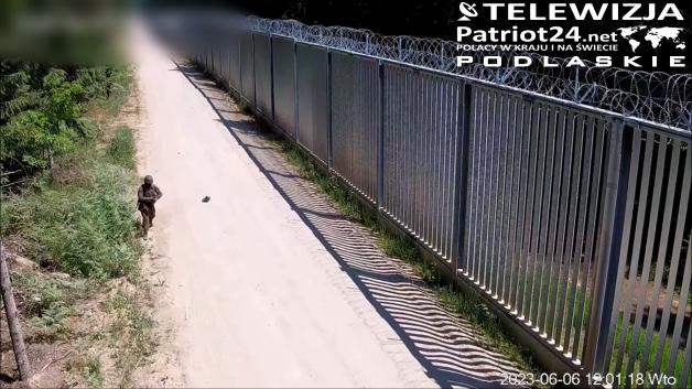 [VIDEO] Wojna hybrydowa polsko-białoruska. Polskie służby obrzucone kamieniami