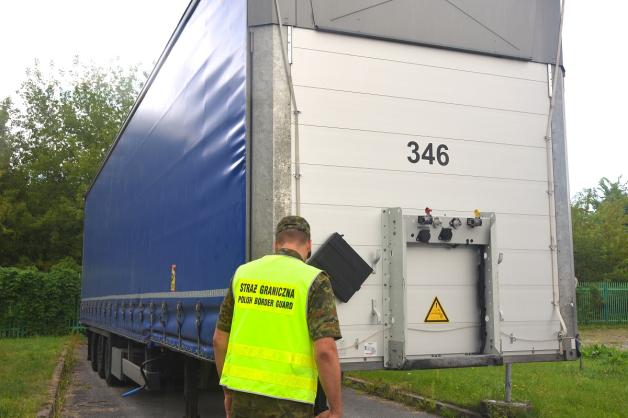 Naczepa odzyskana w Kukurykach