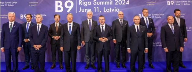 [VIDEO] W Rydze Prezydent Andrzej Duda wziął udział w spotkaniu przywódców państw Bukaresztańskiej Dziewiątki. Tematem rozmów była sytuacja bezpieczeństwa w regionie w obliczu rosyjskiej agresji na Ukrainę